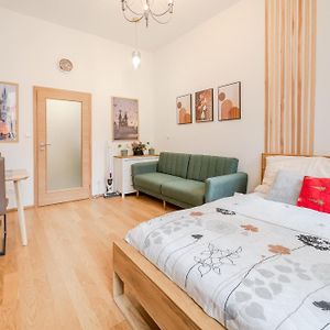 Studio met een King Size Bed